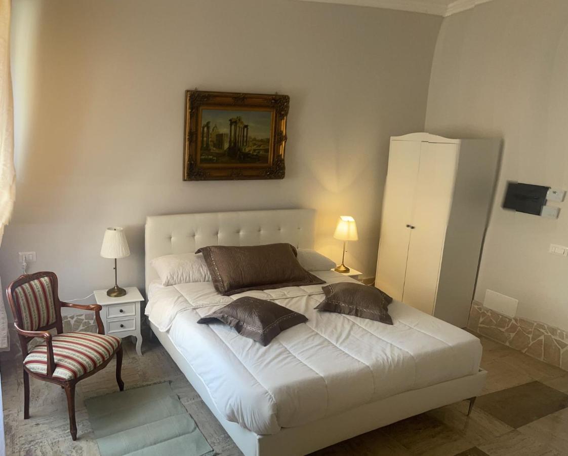 Hotel Barone House Roma Esterno foto