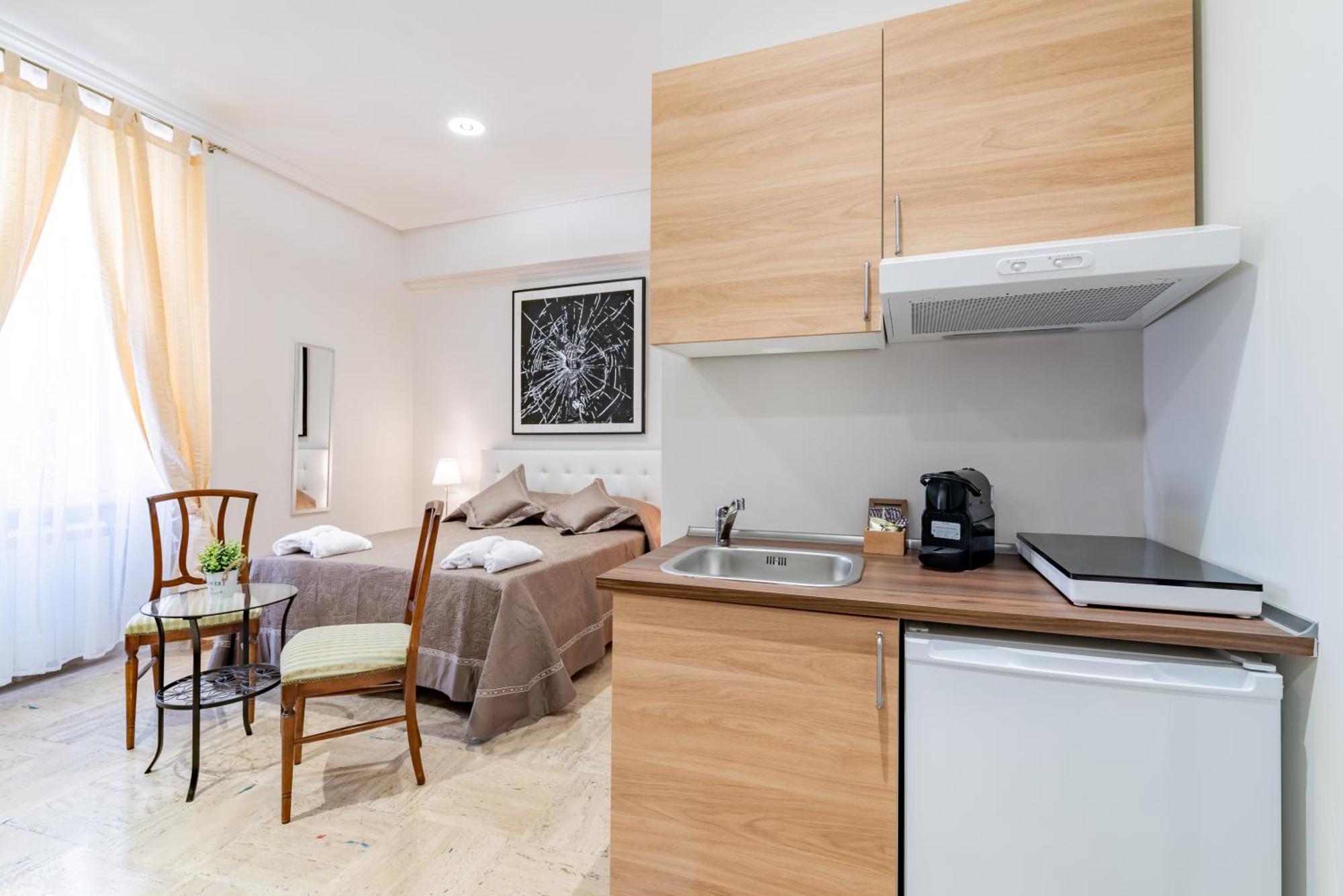 Hotel Barone House Roma Esterno foto