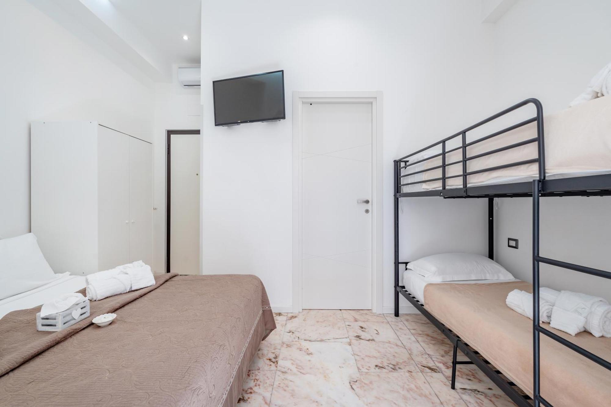 Hotel Barone House Roma Esterno foto